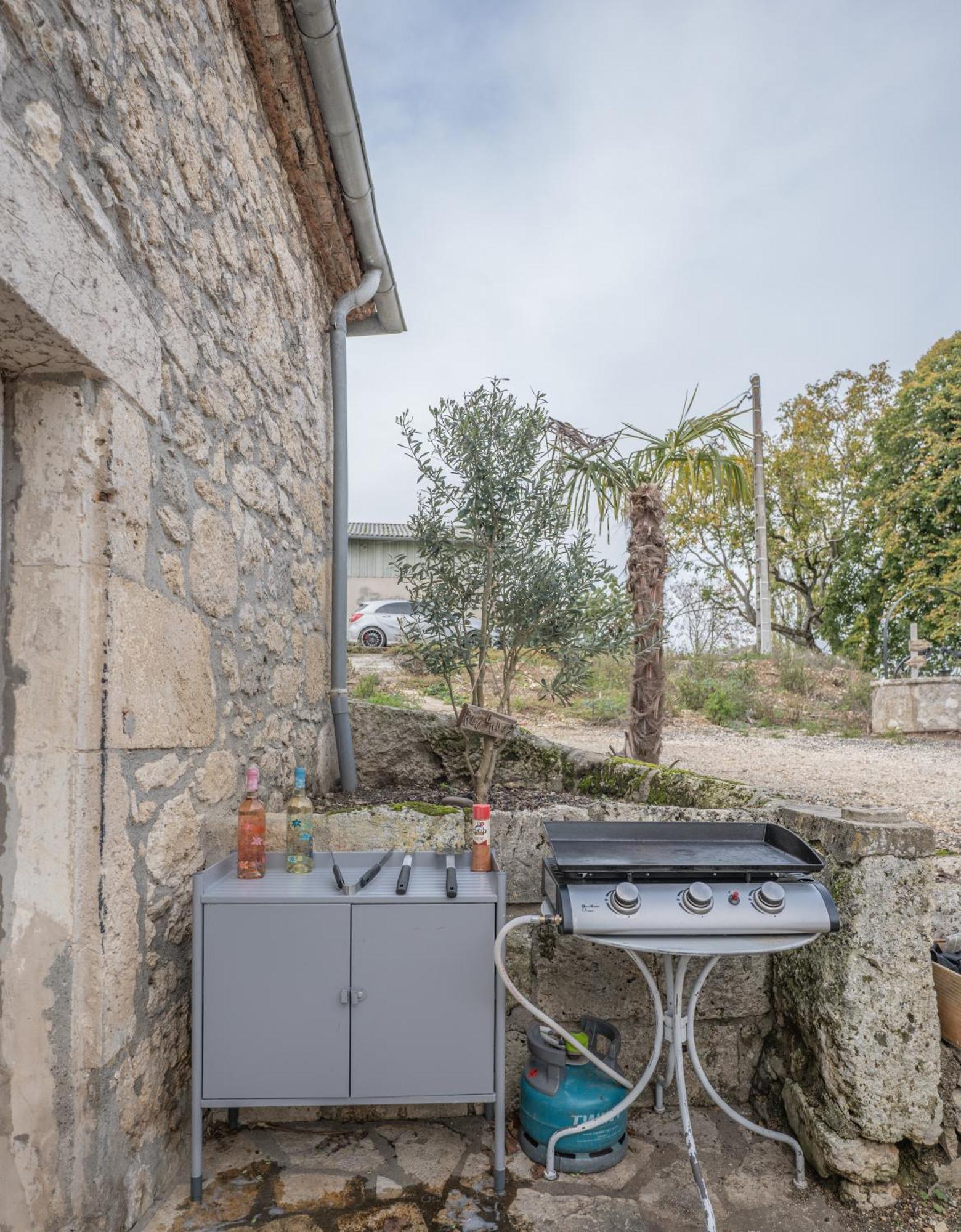 Chateau Baleste - Logement 2 Montesquieu  Exterior photo